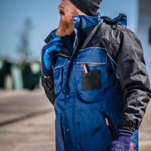 Lahti Pro toppatakki heijastimilla ja huppulla Lahti Pro toppatakki heijastimilla ja huppulla